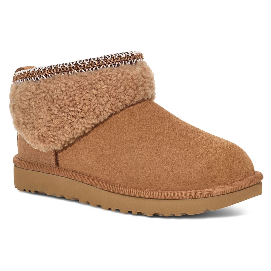 W Classic Ultra Mini Maxi Curly Ugg | 1158263CHE