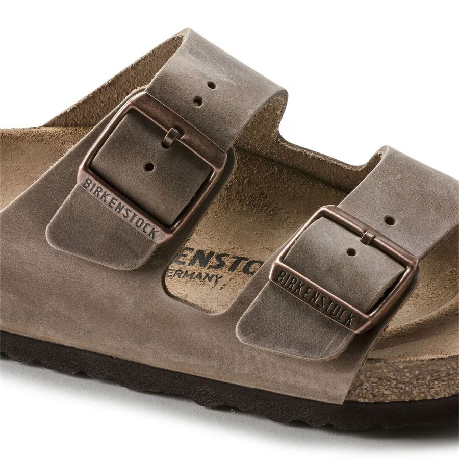 Arizona Oiled Leather - Calz. Stretta ciabatta unisex uomo donna Birkenstock | 352203X